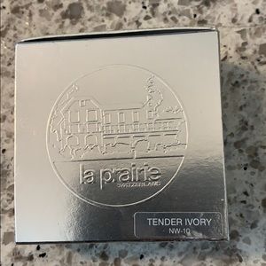 La prairie refill. Brand new. Color is NW-10.
